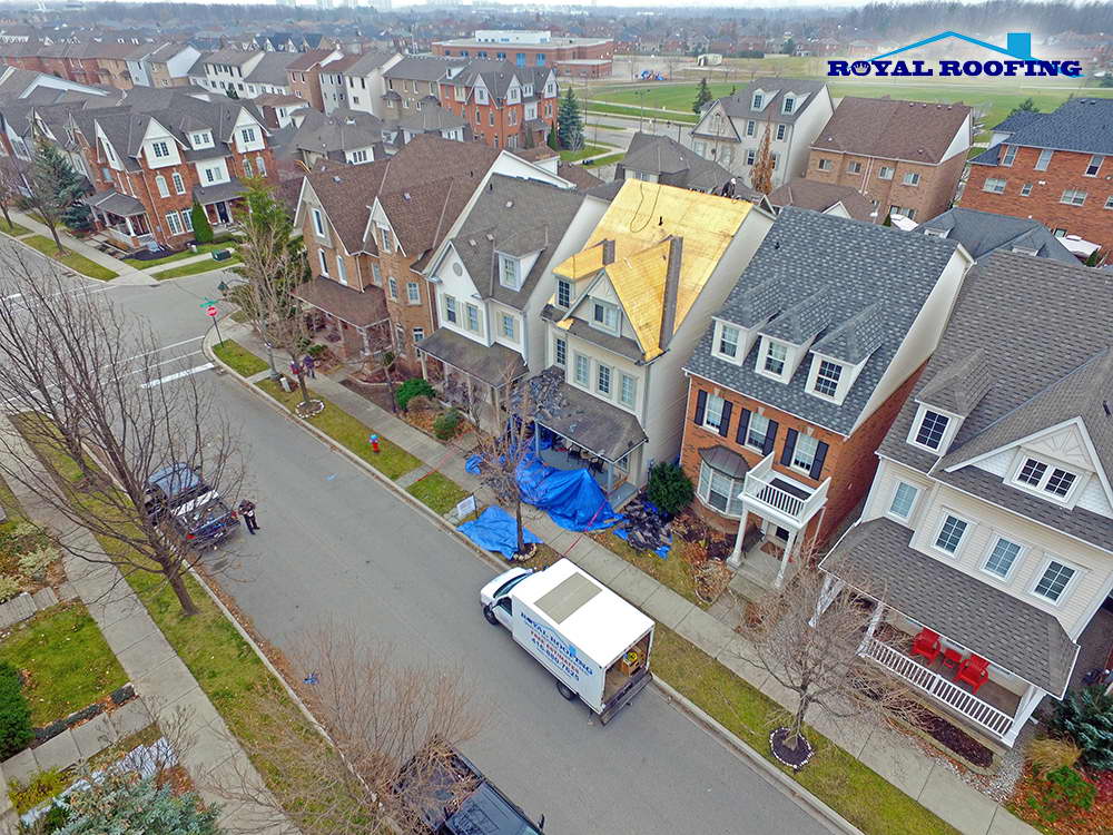 Roof Replacement in Oakville